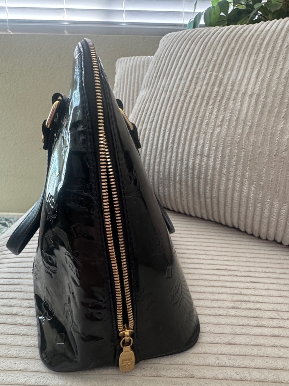MCM Black Patent Satchel - Picture 9 of 12